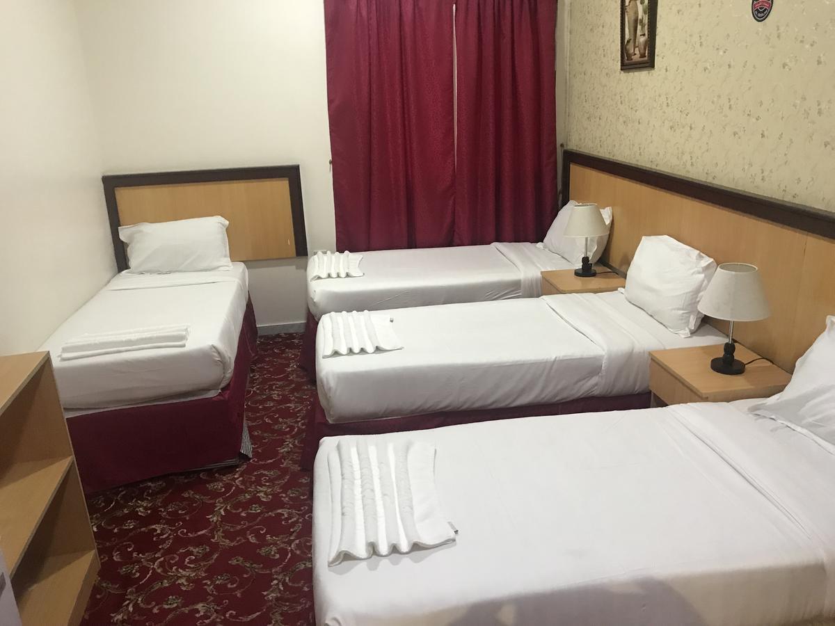 Rooms and Beds TawafNow3